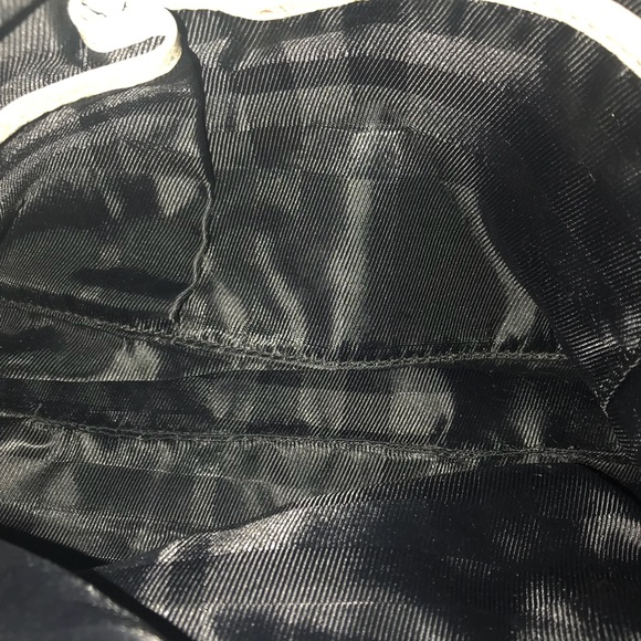 ‼️Flash Sale‼️ Burberry leather bag - Picture 6 of 8